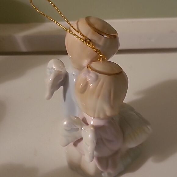 1997 Precious Moments Nativity Ornament - Picture 2 of 5